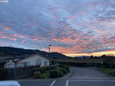 Wake Up to Sunrises, Wildlife, and Coastal Living! Lovely - photo 5