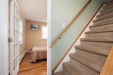 Welcome to this charming, well maintained Cape Cod style house - photo 11