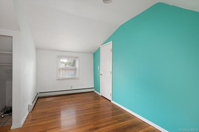 Welcome to this charming, well maintained Cape Cod style house - photo 12