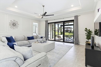 Well Appointed 3 bedrooms 2.5 bath home located on the lake in - photo 13