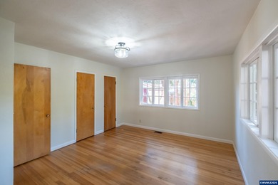 Relax on the porch & enjoy the feel of rural living right on the