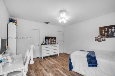 Welcome to your dream waterfront home in the prestigious 24-hour - photo 25