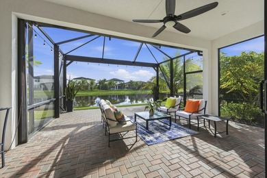 Well Appointed 3 bedrooms 2.5 bath home located on the lake in - photo 27