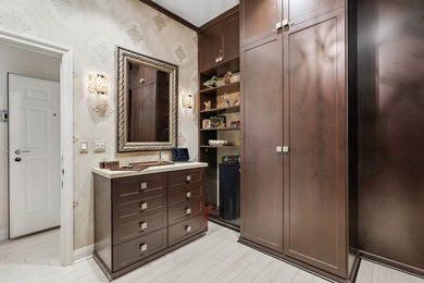 IMPRESSIVE, 1 story, Palm Beach Regency, refined & updated, w - photo 28