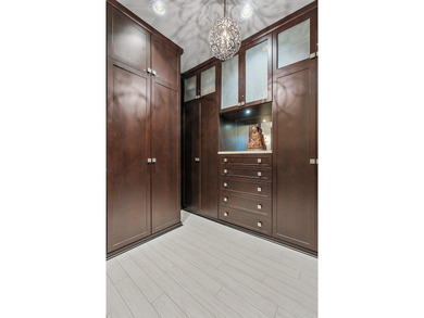 IMPRESSIVE, 1 story, Palm Beach Regency, refined & updated, w - photo 29