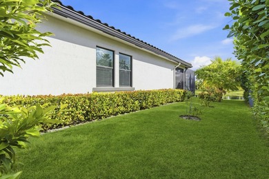 Well Appointed 3 bedrooms 2.5 bath home located on the lake in - photo 31