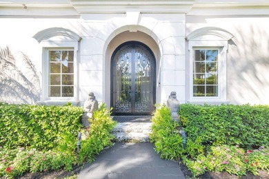 IMPRESSIVE, 1 story, Palm Beach Regency, refined & updated, w - photo 40