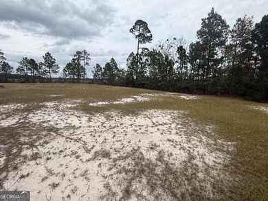PRICED TO SELL!! Nearly half an acre lot on a cul-de-sac in the - photo 4