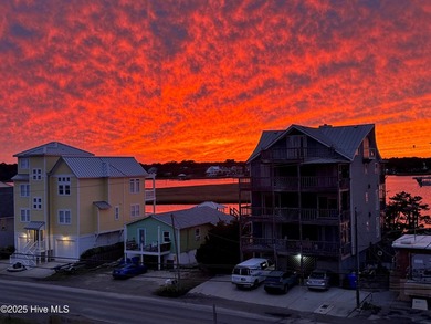 Carolina Beach Beauty! Great rental 0pportunity steps from the - photo 46