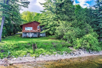 Lake Champlain - Essex County Home For Sale in Keeseville New York