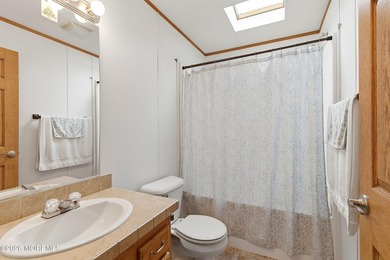 Move right into this young, very bright & open concept home with - photo 11