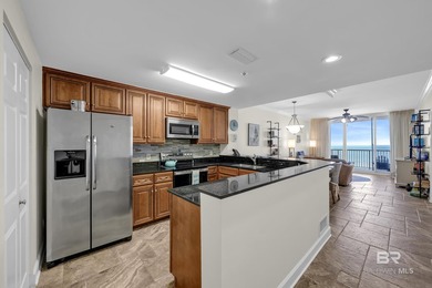 Welcome to Avalon 1605, a beautifully appointed, fully furnished - photo 14