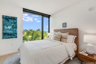 Rarely available 3-bedroom, 3-bathroom unit in the much-desired - photo 14