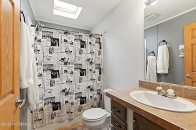 Move right into this young, very bright & open concept home with - photo 14