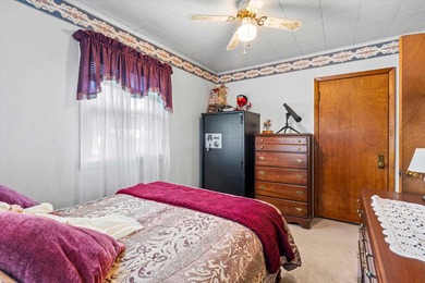 Enjoy the best of Schoon Lake living from this charming property - photo 17