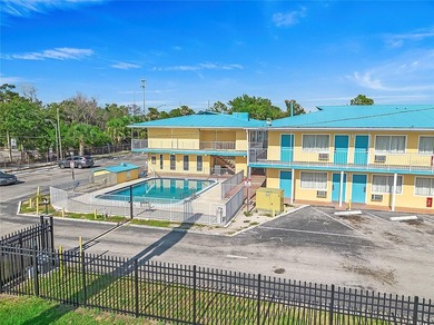 Independent Economy Hotel. Exceptional Location, Prime - photo 18