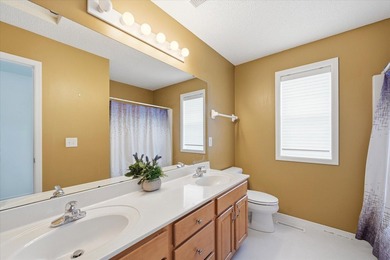 Welcome to this beautiful two-story home in the Copper Creek - photo 20