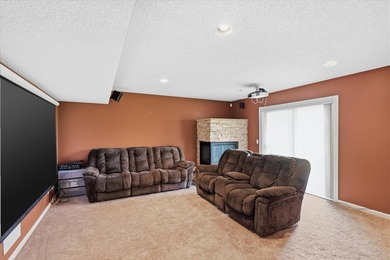 Welcome to this beautiful two-story home in the Copper Creek - photo 21