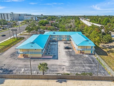 Independent Economy Hotel. Exceptional Location, Prime - photo 22