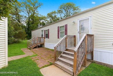 Move right into this young, very bright & open concept home with - photo 22