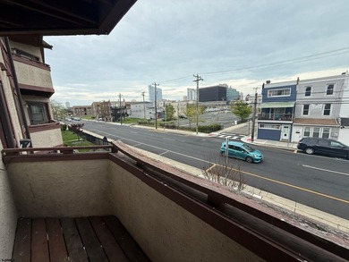 INVESTOR ALERT: Updated 2BR/1BA Condo in Atlantic City! Bright - photo 22