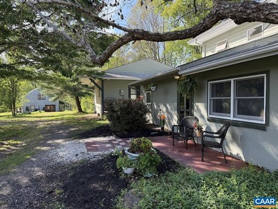 Huge Price Reduction! Just 20 mins from Charlottesville! Tucked - photo 3