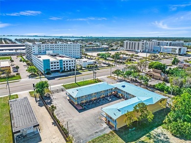 Independent Economy Hotel. Exceptional Location, Prime - photo 25