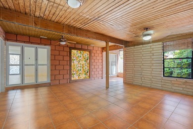 One-story 5BR/4BA home on an oversized lot over 8500 sq. ft. in - photo 25