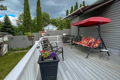 Enjoy the best of Schoon Lake living from this charming property - photo 26