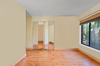 One-story 5BR/4BA home on an oversized lot over 8500 sq. ft. in - photo 40
