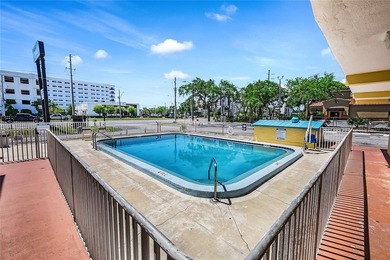 Independent Economy Hotel. Exceptional Location, Prime - photo 42
