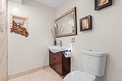 One-story 5BR/4BA home on an oversized lot over 8500 sq. ft. in - photo 43
