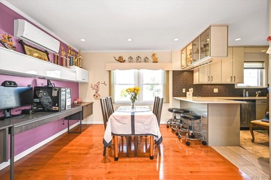Welcome to this Move-In Ready Detached Colonial situated on a - photo 5
