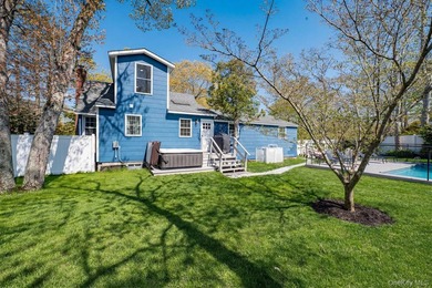 Ideally situated in the heart of Hampton Bays with walk-to- town - photo 13