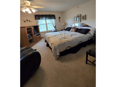 Discover your new home in this charming third floor condo - photo 17