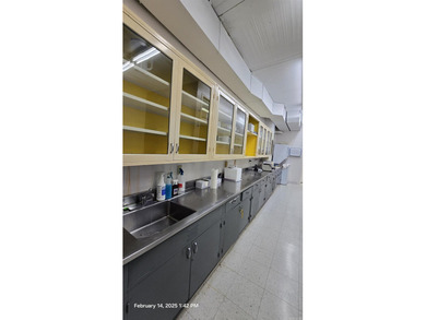 Built for year-round use, this structure features solid concrete - photo 18
