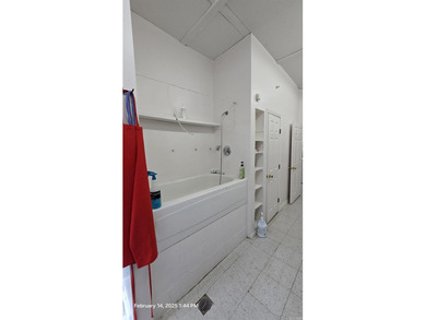 Built for year-round use, this structure features solid concrete - photo 22
