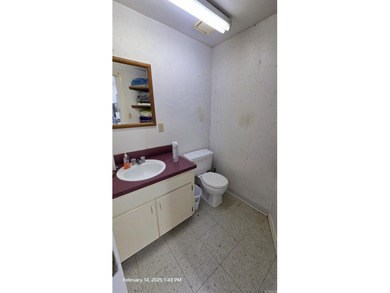 Built for year-round use, this structure features solid concrete - photo 23