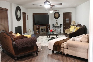 Come discover the charm and versatility of this beautiful - photo 24