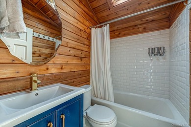 Ideally situated in the heart of Hampton Bays with walk-to- town - photo 30