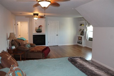 Come discover the charm and versatility of this beautiful - photo 33