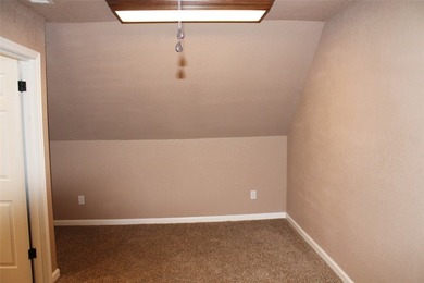Come discover the charm and versatility of this beautiful - photo 36