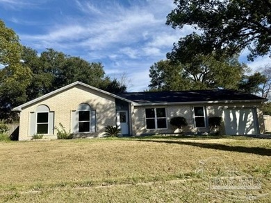 Back on the Market! Beautiful home features 3 bedrooms, 2 full - photo 3