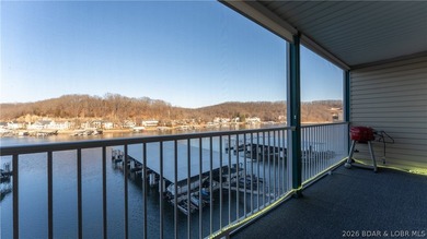 Walk in with no steps and start enjoying the ease of lakefront - photo 16