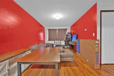 Exquisite three-family home located on a quiet, friendly block - photo 16