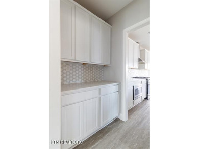 Welcome to 2620 Jacobs Canyon Lane in Knoxville, a beautifully - photo 21