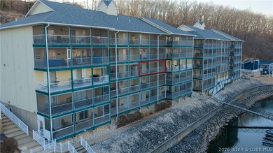Walk in with no steps and start enjoying the ease of lakefront - photo 22