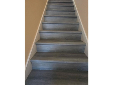 Beautifully maintained 3-bedroom, 2-bath corner-unit townhome in - photo 24
