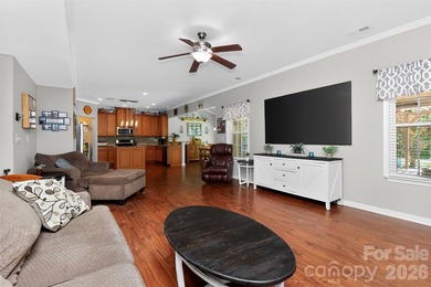 Welcome home to this beautifully maintained 2-story residence - photo 9