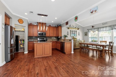 Welcome home to this beautifully maintained 2-story residence - photo 10